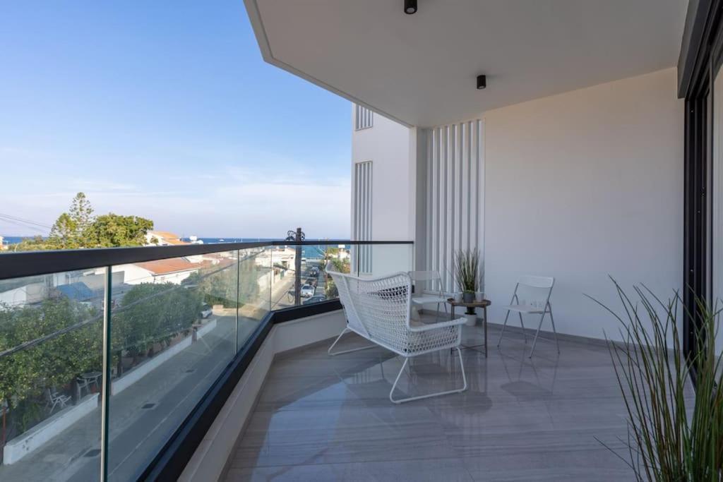 Thalassa 2-Bedroom Apartment In لارنكا المظهر الخارجي الصورة